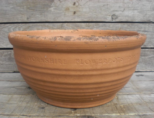 Large yorkshire flowerpots - large,